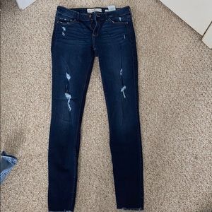 hollister ripped jeans
